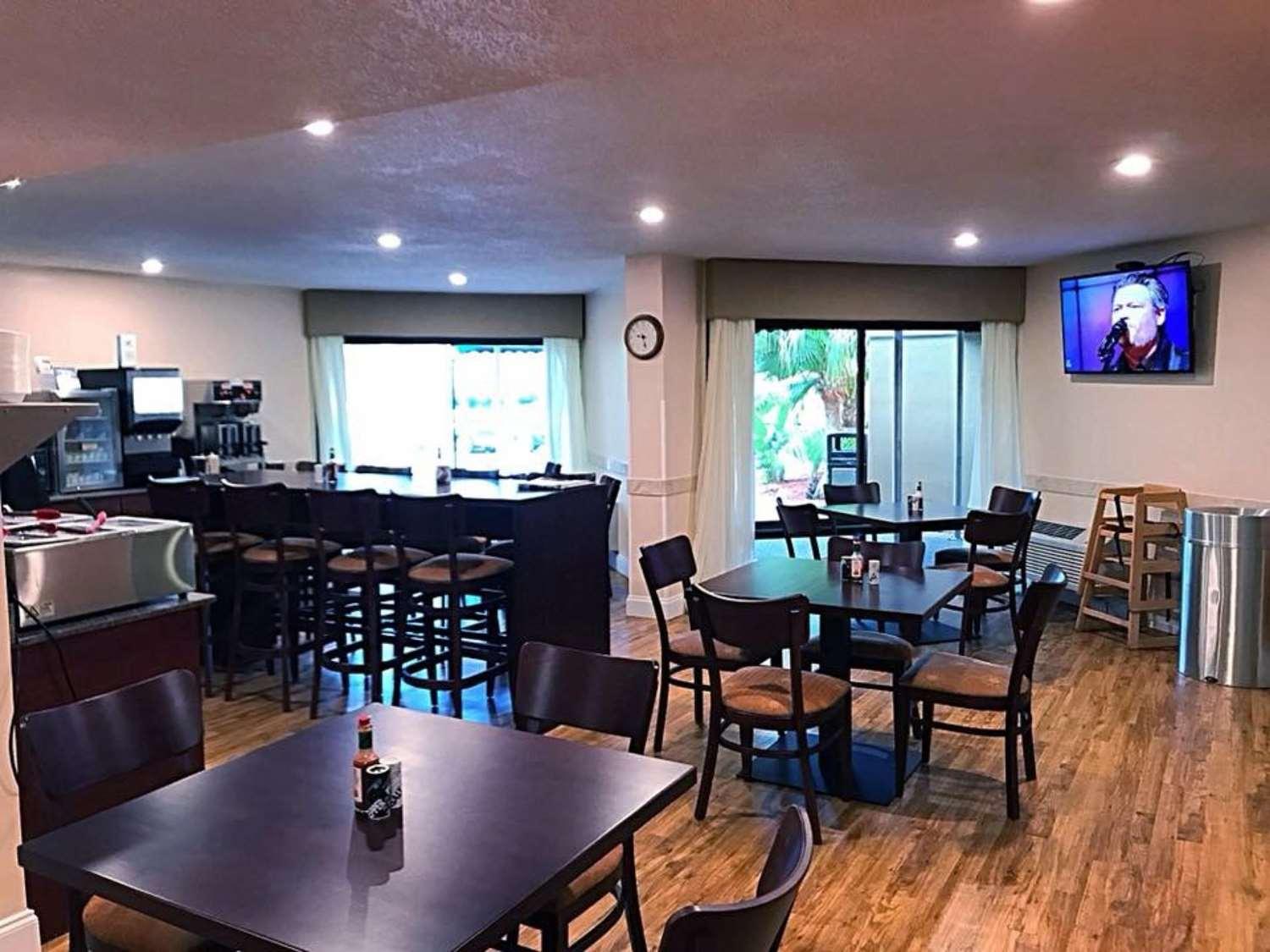 Best Western Oak Manor Biloxi Exterior photo