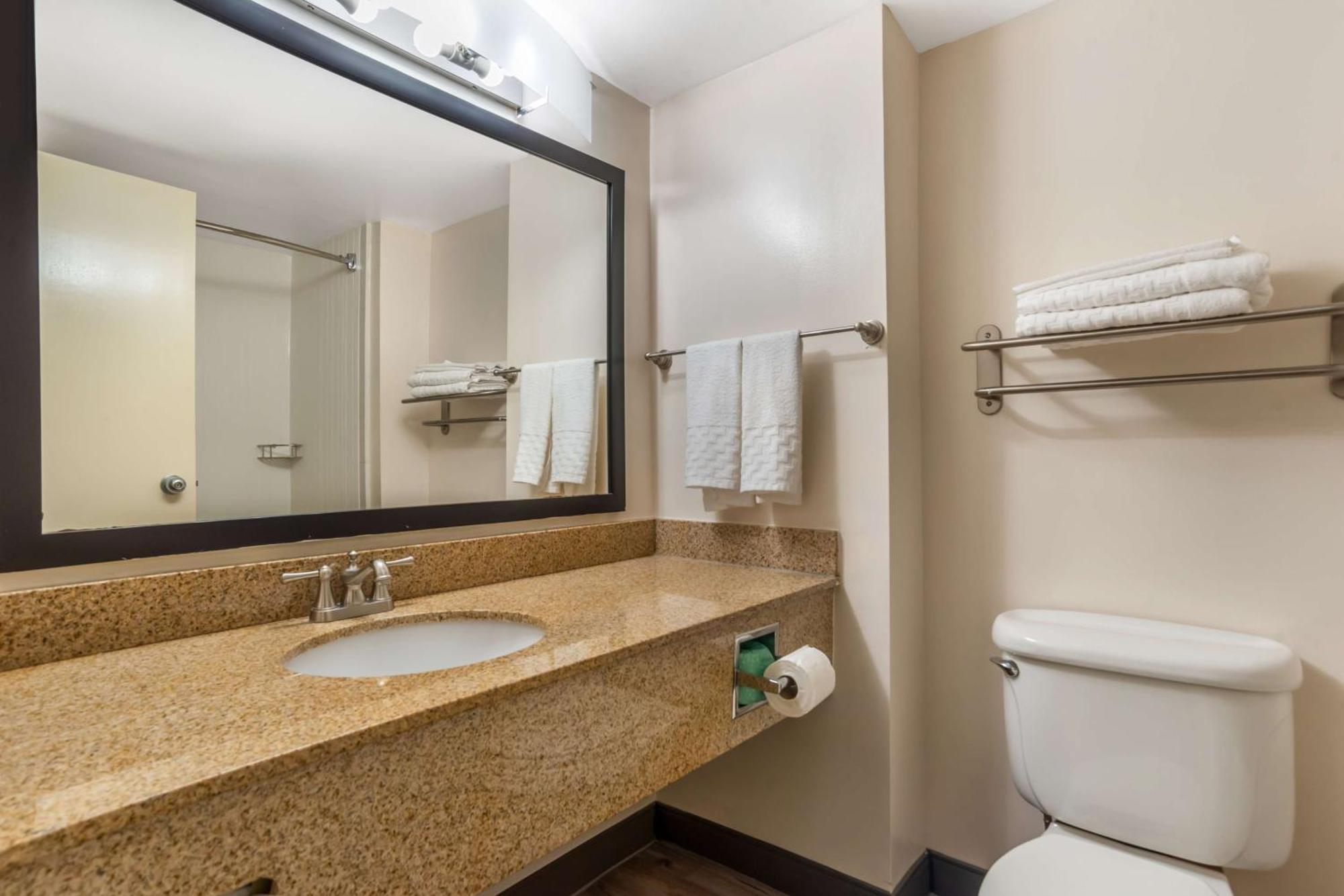 Best Western Oak Manor Biloxi Exterior photo