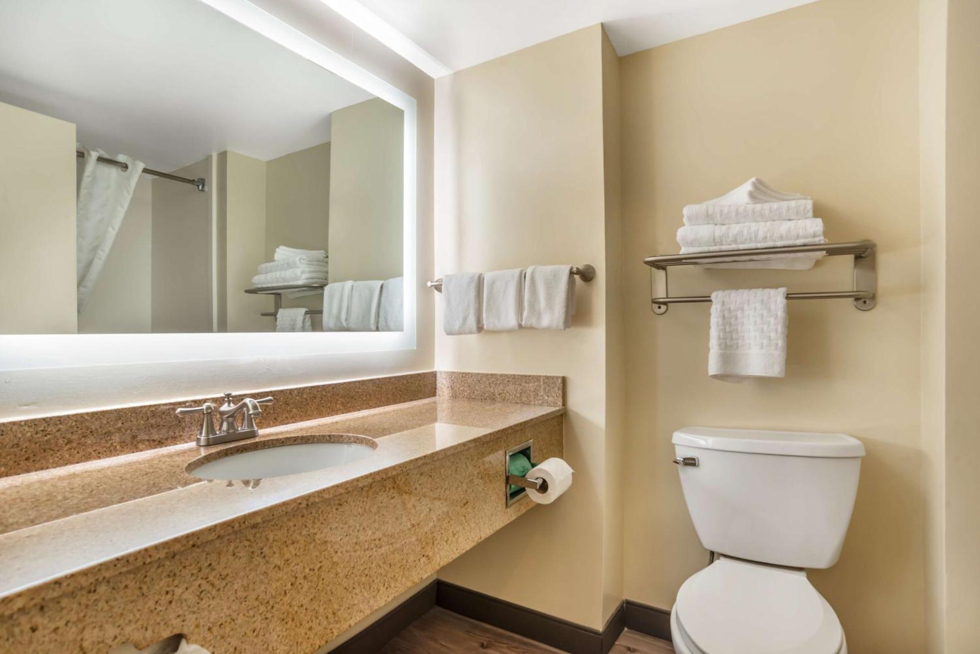 Best Western Oak Manor Biloxi Exterior photo